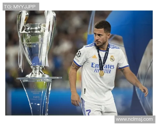 足球明星阿扎尔精彩瞬间图片欣赏展现他在绿茵场上的风采与魅力